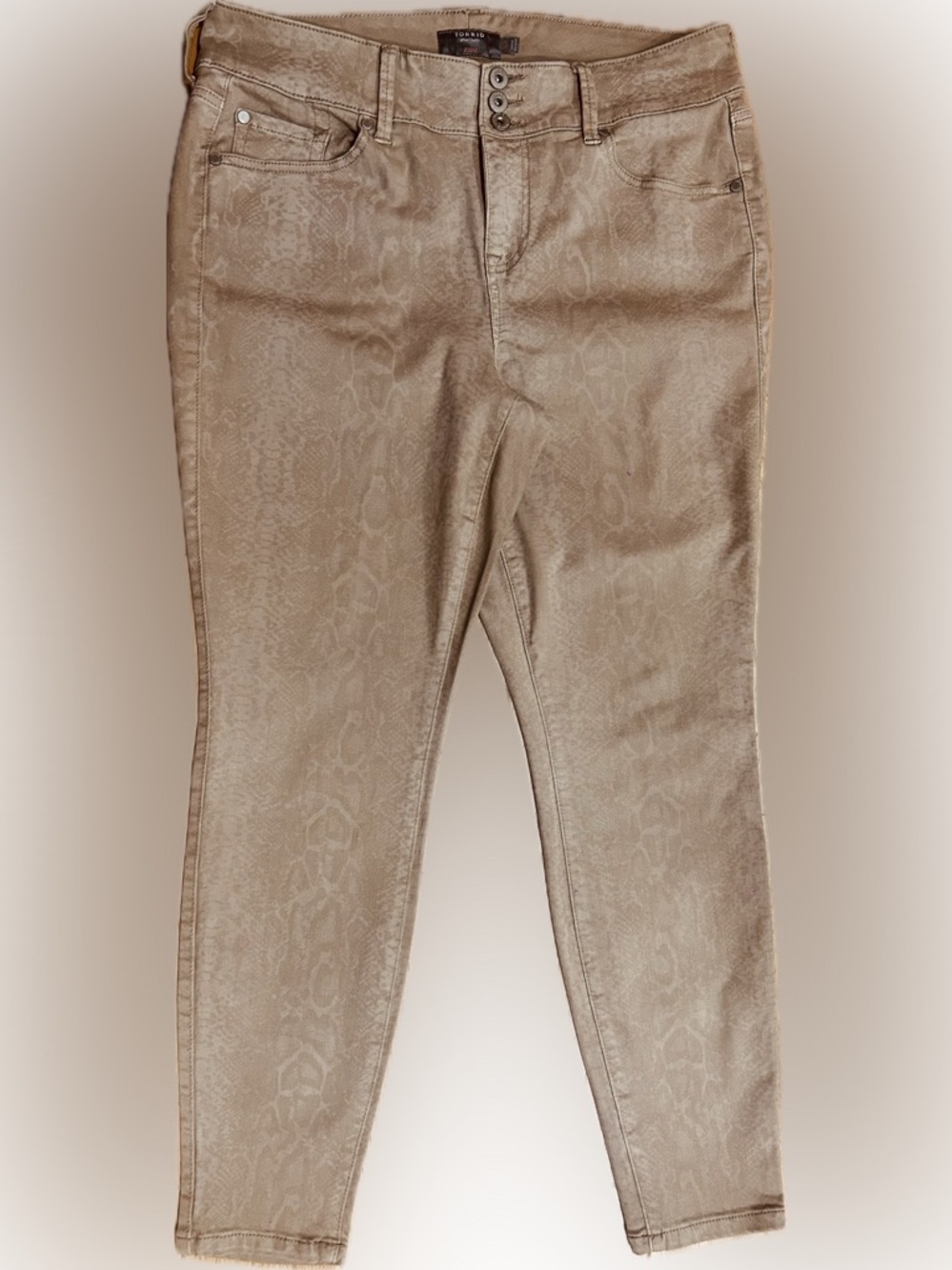 GUC Torrid SZ 16R Tan Muted Snake Print Jegging w/3 Button Detail/Waist 36”-38” - Picture 3 of 8